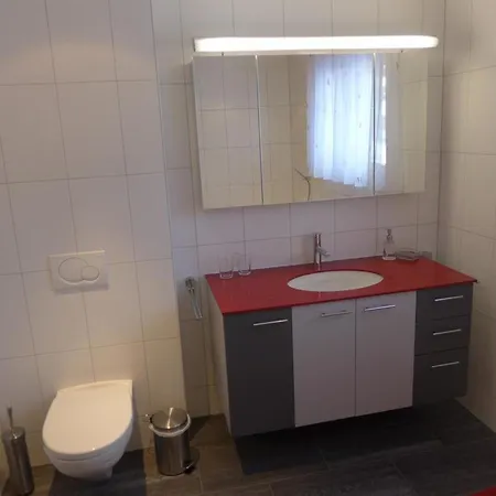 Amici 1- Og West By Interhome 리더알프